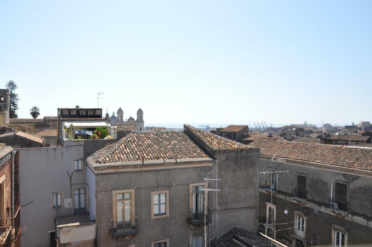 La Terrazza Di Rosy Catânia Exterior foto