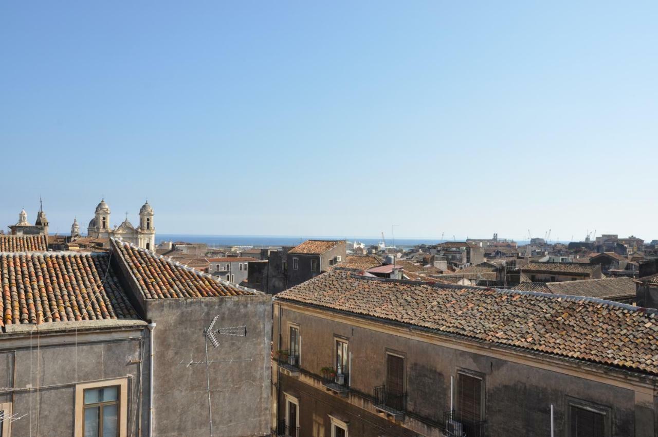 La Terrazza Di Rosy Catânia Exterior foto