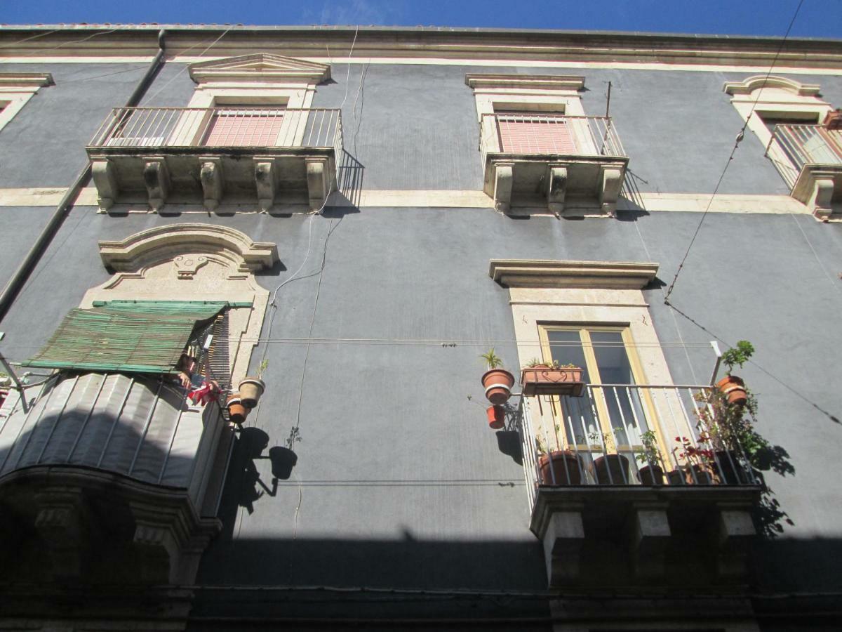 La Terrazza Di Rosy Catânia Exterior foto